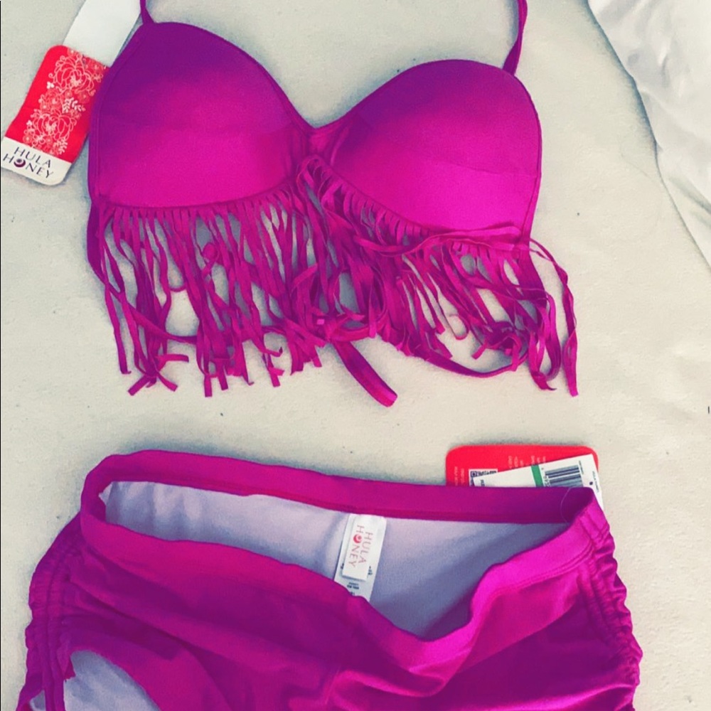 💕CUTE BIKINI SET/SHORT BOTTOMS💕